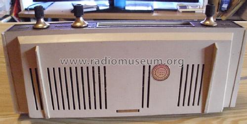 Silvertone Solid State 8014 Beige Ch= 132.40702 Order=57P 8014; Sears, Roebuck & Co. (ID = 1223808) Radio