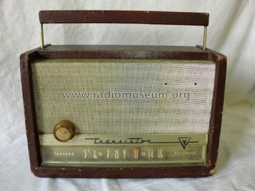 Silvertone Order= 57K 7228, 7229 Ch= 528.48700; Sears, Roebuck & Co. (ID = 2285243) Radio