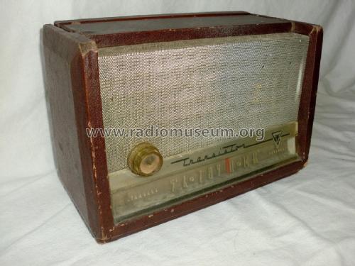 Silvertone Order= 57K 7228, 7229 Ch= 528.48700; Sears, Roebuck & Co. (ID = 2285248) Radio