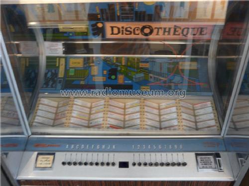 Jukebox Stereo Phonograph 100 Selections EU100 O 299 H5; Seeburg Corp., J. P. (ID = 1289555) R-Player