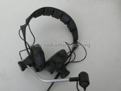 HMD 414; Sennheiser (ID = 2027322) Microphone/PU