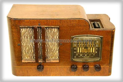 203UL or 203ULT ; Sentinel Radio Corp. (ID = 481485) Radio
