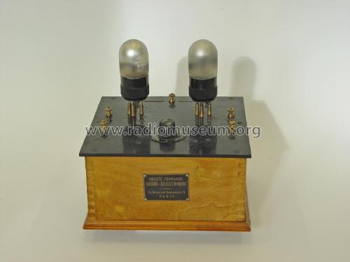 Amplificateur BF / NF Verstärker ; SFR S.F.R. - Société (ID = 2031230) Ampl/Mixer