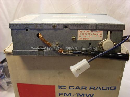 AR-900; Sharp; Osaka (ID = 1567773) Car Radio