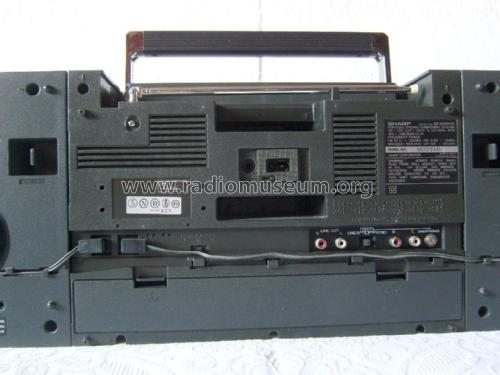 GF-800H; Sharp; Osaka (ID = 2249614) Radio