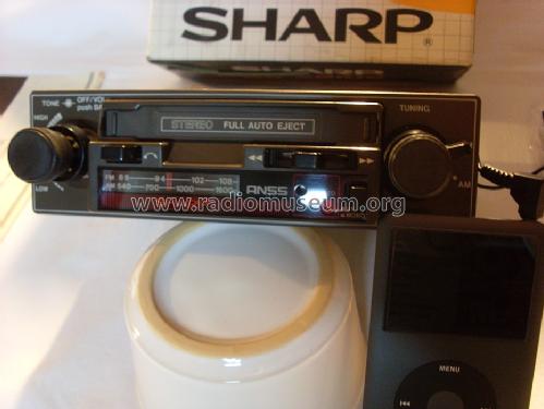 Stereo full autoeject RG-5810B; Sharp; Osaka (ID = 1617556) Car Radio