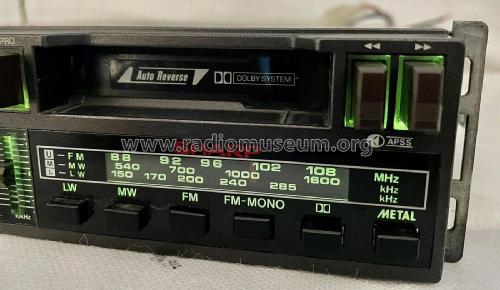 RG-875B; Sharp; Osaka (ID = 2867776) Car Radio