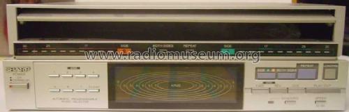 Both Sides Front Loading Stereo Turntable RP-107H; Sharp; Osaka (ID = 276947) Ton-Bild