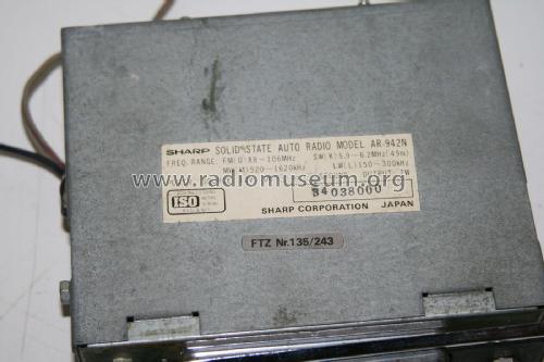 Solid State Auto Radio AR-942N; Sharp; Osaka (ID = 1901778) Car Radio