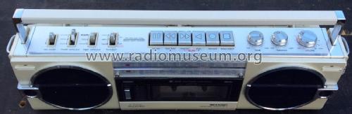 Stereo Radio Cassette GF-7; Sharp; Osaka (ID = 2772197) Radio