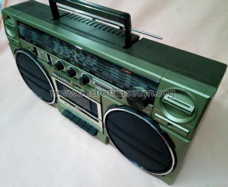Stereo Radio Cassette Recorder GF5757; Sharp; Osaka (ID = 2329007) Radio