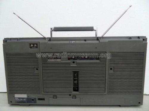 The Searcher 4 Band Stereo Radio Cassette Recorder GF-777Z; Sharp; Osaka (ID = 1016673) Radio