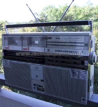 Stereo Radio - Tape Recorder 'The Searcher' GF-555X; Sharp; Osaka (ID = 828140) Radio