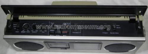 TV-FM/AM Radio Stereo Microcassette Recorder 3P-40E; Sharp; Osaka (ID = 1951256) TV Radio