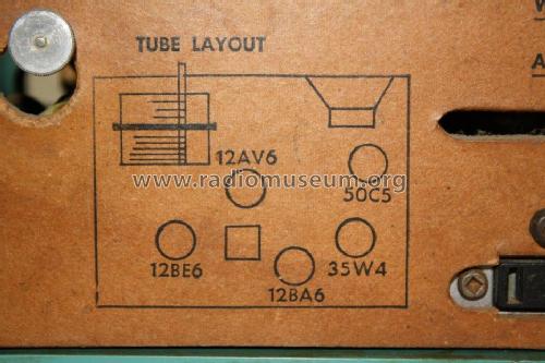 Clock-Radio 55C; Shelbern Industries (ID = 1845766) Radio