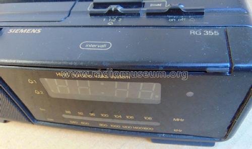 Digital Clock Radio Cassette Player / HWS Human Wake System RG355 G4; Siemens & Halske, - (ID = 2731310) Radio