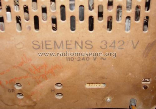 342V; Siemens; Budapest (ID = 2210498) Radio