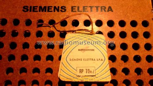 RR7042; Siemens Italia; (ID = 1997966) Radio