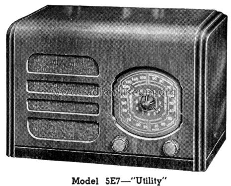 5E7 Utility ; Silver Mfg. Co.; (ID = 1354929) Radio