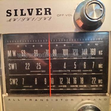 3 Band Radio 8S45 Radio Silver Brand - Shin-Shirasuna Electric