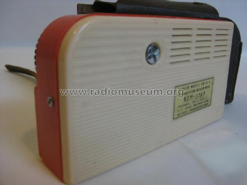 9 Transistor Deluxe R910-A; Singer Company, The; (ID = 2436635) Radio