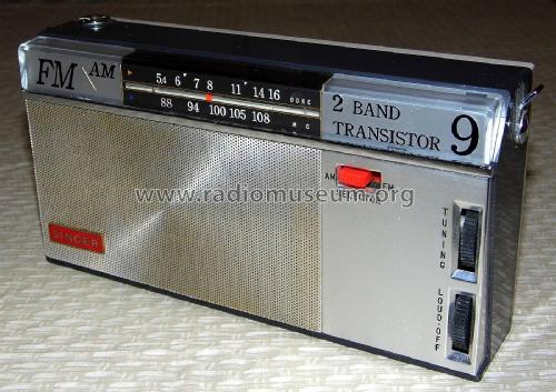 2 Band Transistor 9 HE-229; Singer Company, The; (ID = 2232986) Radio