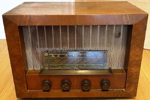 610 Radio Sobell Ind., Slough, build 1950, 7 pictures, 3 schematics ...
