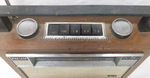 FM/AM 11-Transistor 3-Band 2-Speaker UR-800; Sonic-Aire; where? (ID = 2983586) Radio