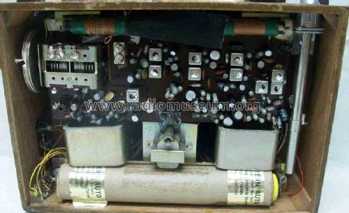FM/AM 11-Transistor 3-Band 2-Speaker UR-800; Sonic-Aire; where? (ID = 2983590) Radio