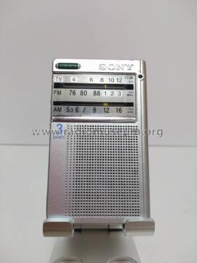 3 Bands ICF-R55V; Sony Corporation; (ID = 2841706) Radio