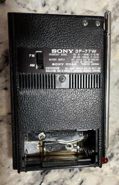 3F-77W; Sony Corporation; (ID = 2815049) Radio