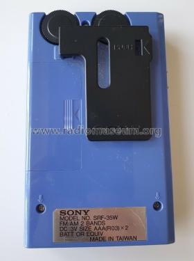 FM/AM Walkman SRF-35W; Sony Corporation; (ID = 2826683) Radio