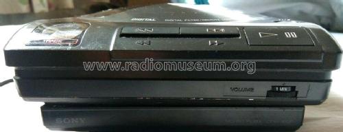 CD Compact Player D-600; Sony Corporation; (ID = 2457486) R-Player