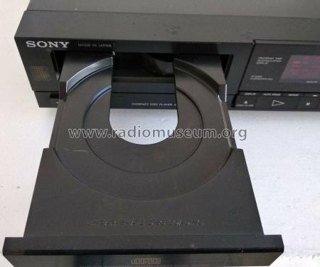 Compact Disc Player CDP-750; Sony Corporation; (ID = 2471471) Reg-Riprod