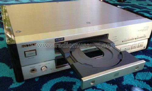 Compact Disc Player CDP-X777ES; Sony Corporation; (ID = 2462862) R-Player