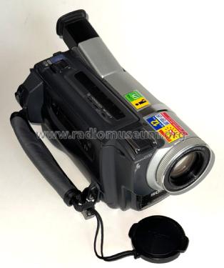 Digital 8 Handycam - Video Camera Recorder DCR-TRV320E; Sony Corporation; (ID = 3101737) R-Player