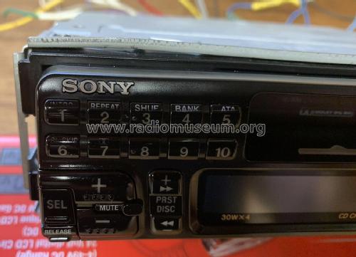 FM/AM Cassette Car Stereo XR- C610; Sony Corporation; (ID = 2886559) Car Radio