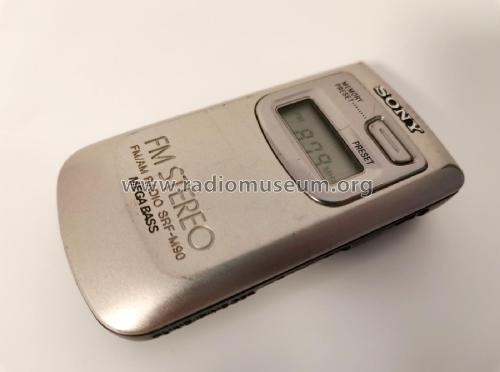 FM/AM Radio SRF-M90; Sony Corporation; (ID = 3011693) Radio