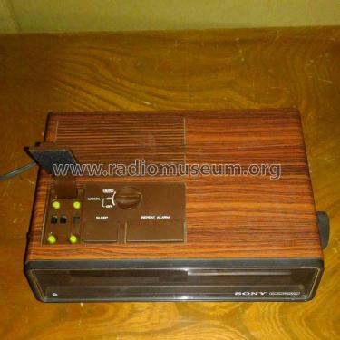 FM/AM Digital Clock Radio Electronic ICF-C530; Sony Corporation; (ID = 2535395) Radio