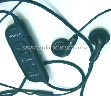 Walkman Mega Bass - Radio Cassette Player WM-FX56; Sony Corporation; (ID = 2332398) Radio