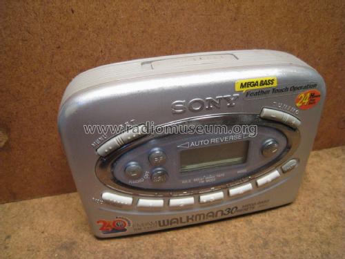 Radio Cassette Player WM-FX477; Sony Corporation; (ID = 2103742) Radio