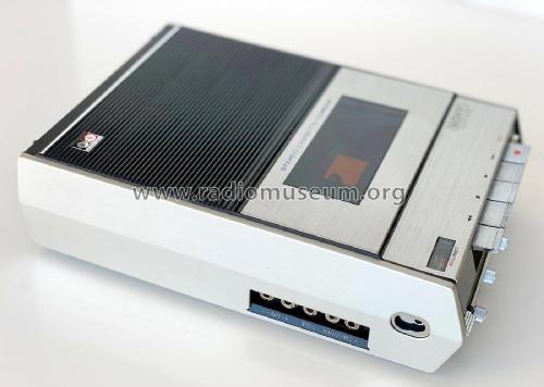 Stereo Cassette-Corder TC-124CS R-Player Sony Corporation