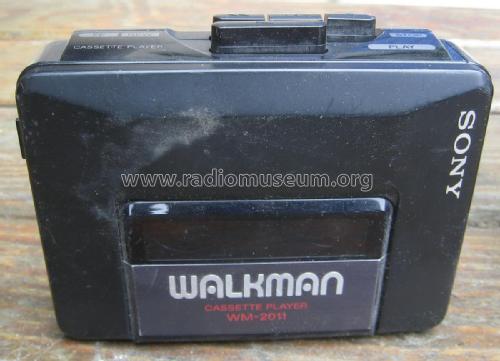 Walkman WM-2011; Sony Corporation; (ID = 2109598) Reg-Riprod