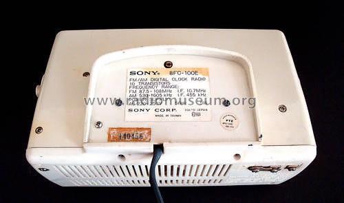 FM/AM Digital Clock Radio / Solid State Digimatic 8FC-100E; Sony Corporation; (ID = 870469) Radio