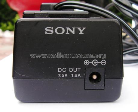 AC Power Adaptor AC-V33; Sony Corporation; (ID = 1030633) Aliment.