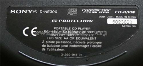 CD Walkman D-NE300; Sony Corporation; (ID = 1798076) Reg-Riprod