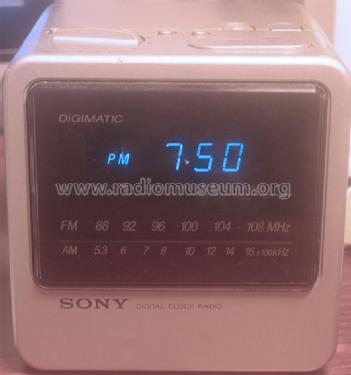 Digital Clock Radio ICF-C12W; Sony Corporation; (ID = 750092) Radio