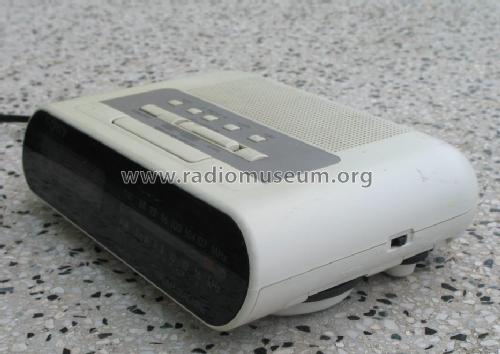 Dream Machine ICF-C242; Sony Corporation; (ID = 615352) Radio