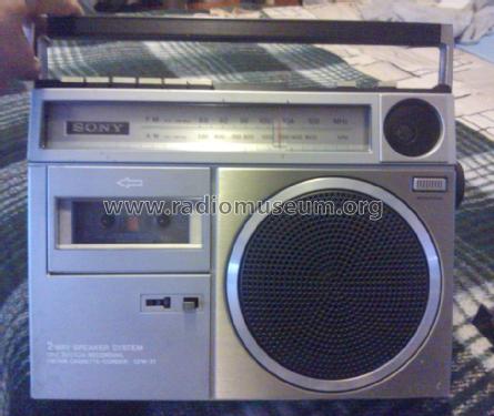 FM/AM Cassette Corder CFM-31; Sony Corporation; (ID = 1638088) Radio