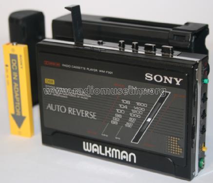 Radio Cassette Player - Walkman WM-F501 Radio Sony Corporation
